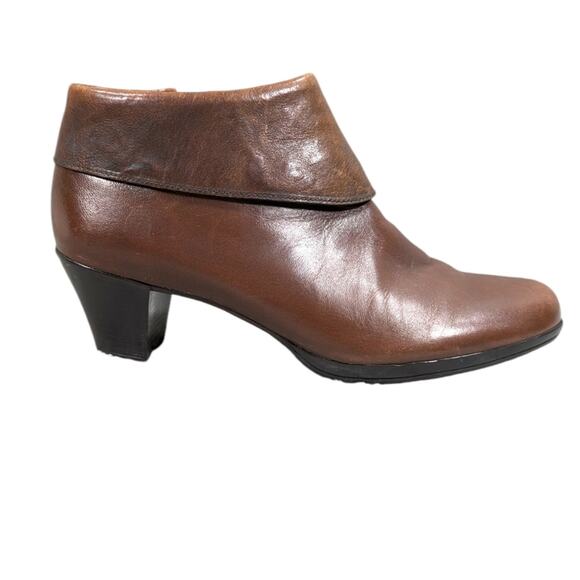 Munro Grace Ankle Boots GUC $229 Size 7.5M S2878 - Picture 1 of 11